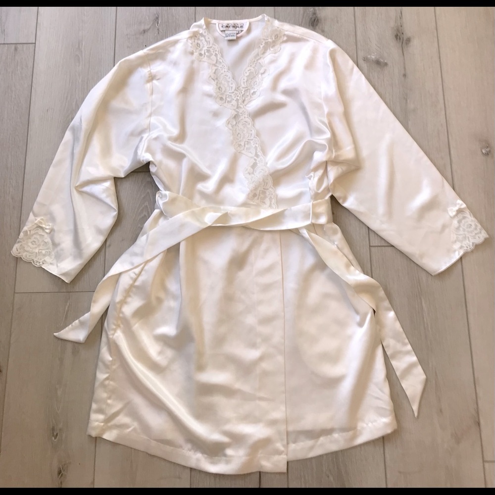 Vintage cacique silky bathrobe Small